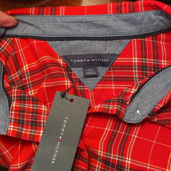 Tommy Hilfiger size L adjustable sleeves brand new - Picture 8 of 9